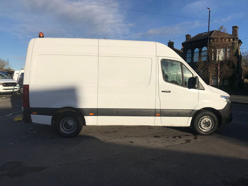 Mercedes-Benz Sprinter 1.9L 317 Progressive CDI Diesel Manual Euro 6 (168 bhp) 5dr Manual 2025