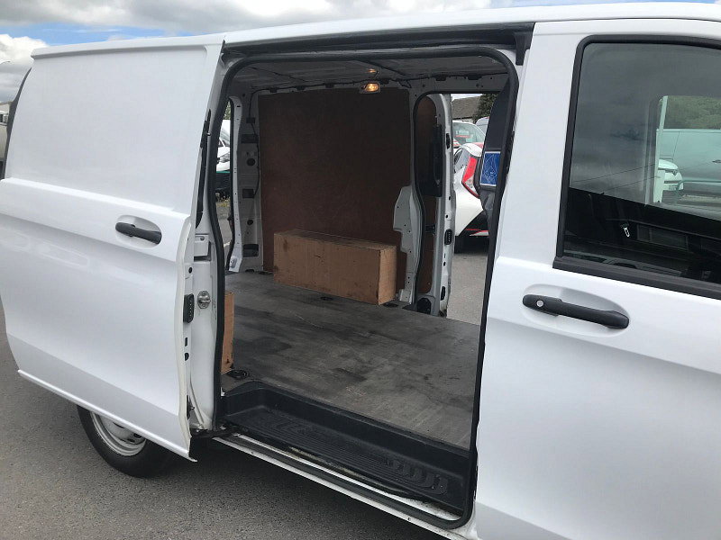 Mercedes-Benz Vito 1.7 114 CDI Progressive Panel Van 5dr Diesel Manual FWD L2 Euro 6 (s/s) (LWB) (136 ps) 5dr Manual 2026
