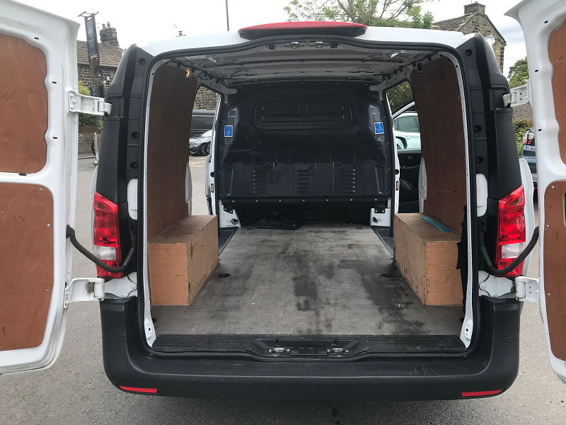 Mercedes-Benz Vito 1.7 114 CDI Progressive Panel Van 5dr Diesel Manual FWD L2 Euro 6 (s/s) (LWB) (136 ps) 5dr Manual 2026