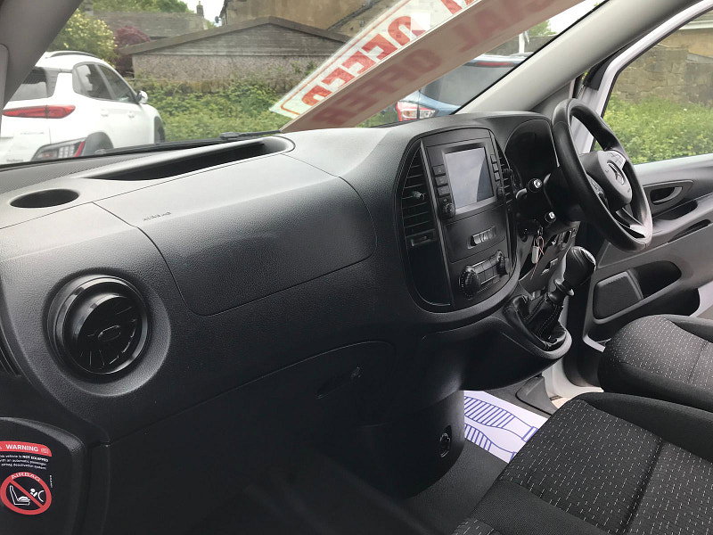 Mercedes-Benz Vito 1.7 114 CDI Progressive Panel Van 5dr Diesel Manual FWD L2 Euro 6 (s/s) (LWB) (136 ps) 5dr Manual 2026