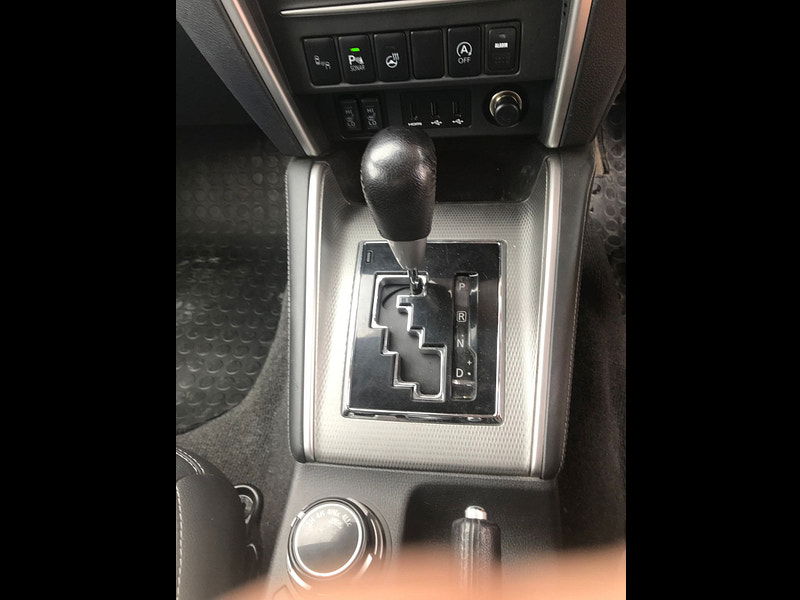 Mitsubishi L200 2.3L Barbarian X DI-D Auto Diesel Automatic Euro 6 (148 bhp) 0dr Automatic 2025
