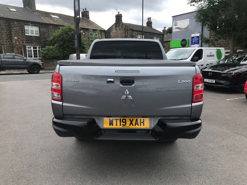 Mitsubishi L200 2.4L Challenger DI-D Auto Diesel Automatic Euro 6 (178 bhp) 4dr Automatic 2025
