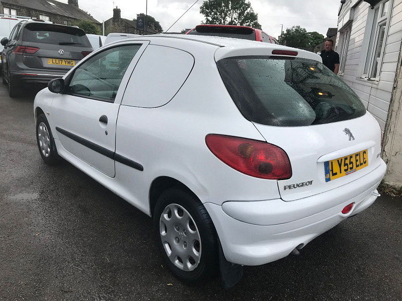 Peugeot 206 1.4L TD Diesel Manual Euro 3 (67 bhp) 3dr Manual 2025