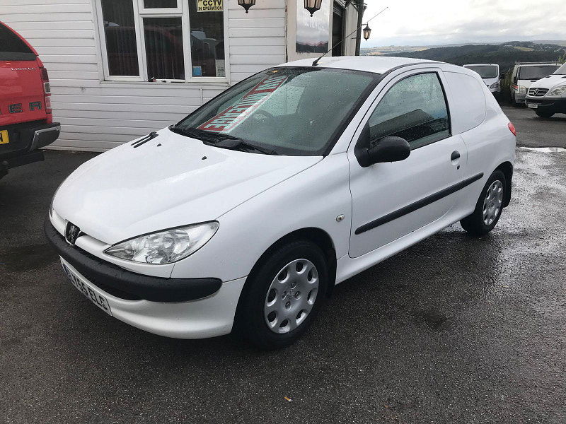 Peugeot 206 1.4L TD Diesel Manual Euro 3 (67 bhp) 3dr Manual 2025