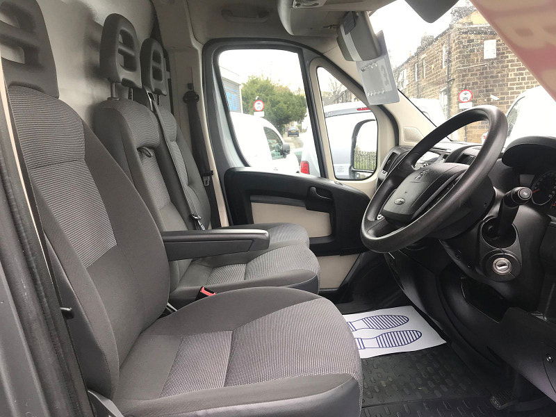 Peugeot Boxer 2.2L HDI 335 L3H2 P/V Diesel Manual Euro 5 (130 bhp) 3dr Manual 2025