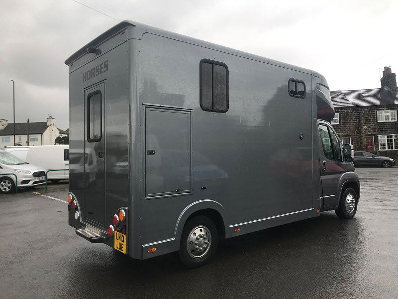 Peugeot Boxer 2.2L HDI 335 L3H2 P/V Diesel Manual Euro 5 (130 bhp) 3dr Manual 2025