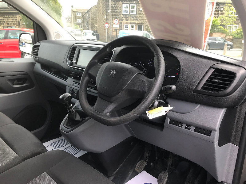 Peugeot Expert 1.5 BlueHDi 1000 Professional Premium Long Panel Van 6dr Diesel Manual LWB Euro 6 (s/s) (100 bhp) 6dr Manual 2026