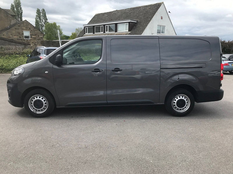 Peugeot Expert 1.5 BlueHDi 1000 Professional Premium Long Panel Van 6dr Diesel Manual LWB Euro 6 (s/s) (100 bhp) 6dr Manual 2026