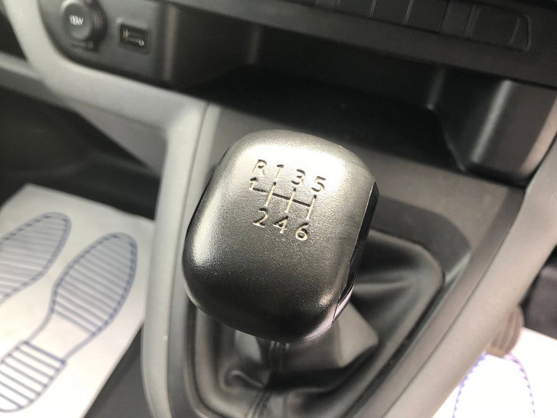 Peugeot Expert 1.5 BlueHDi 1000 Professional Premium Long Panel Van 6dr Diesel Manual LWB Euro 6 (s/s) (100 bhp) 6dr Manual 2026