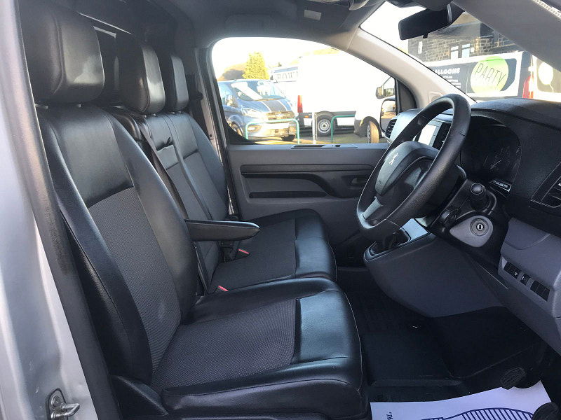 Peugeot Expert 1.6L Professional Standard Blue HDi Diesel Manual Euro 6 (115 bhp) 5dr Manual 2025