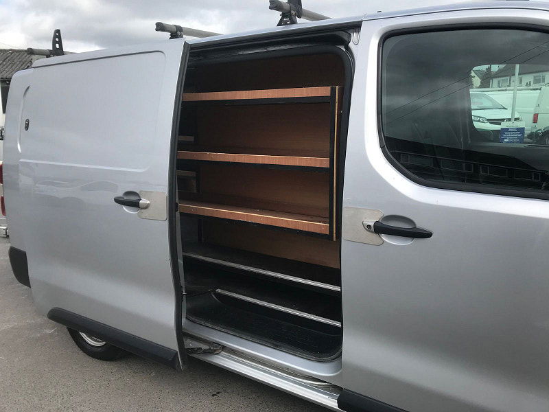 Peugeot Expert 2.0 BlueHDi 1400 Professional Long Panel Van 6dr Diesel Manual LWB Euro 6 (s/s) (120 ps) 6dr Manual 2026