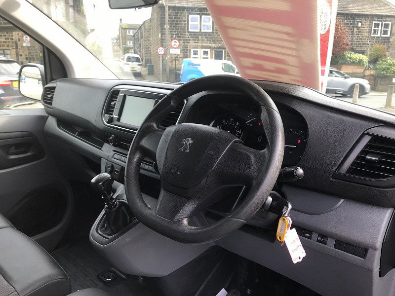 Peugeot Expert 2.0 BlueHDi 1400 Professional Long Panel Van 6dr Diesel Manual LWB Euro 6 (s/s) (120 ps) 6dr Manual 2026