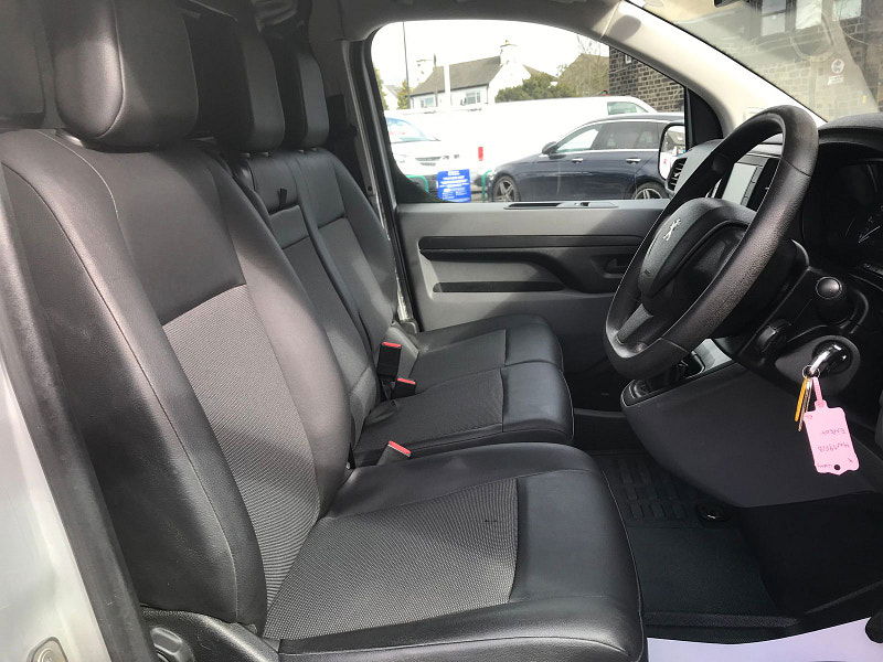 Peugeot Expert 2.0 BlueHDi 1400 Professional Long Panel Van 6dr Diesel Manual LWB Euro 6 (s/s) (120 ps) 6dr Manual 2026