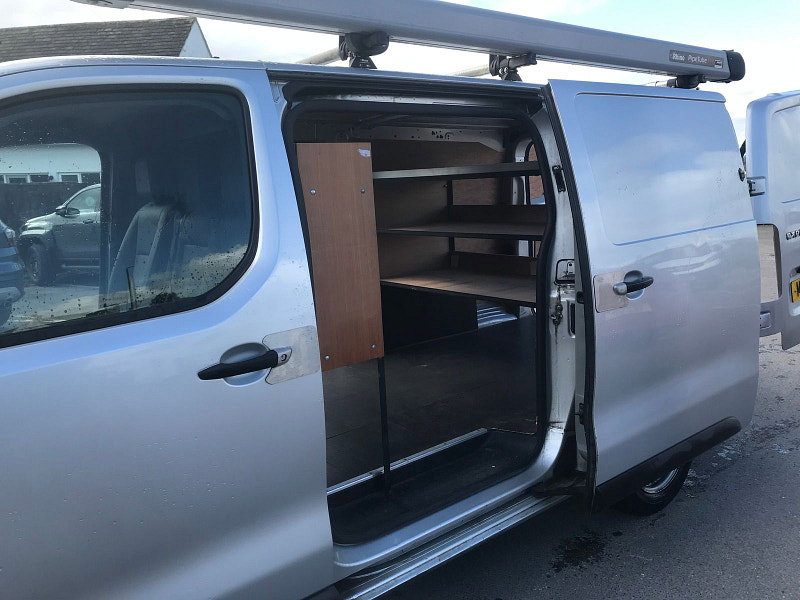 Peugeot Expert 2.0 BlueHDi 1400 Professional Long Panel Van 6dr Diesel Manual LWB Euro 6 (s/s) (120 ps) 6dr Manual 2026