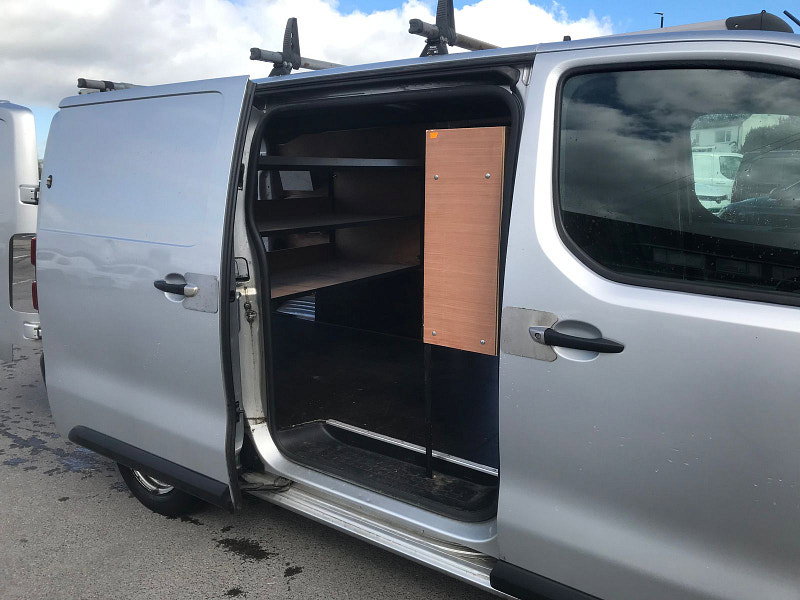 Peugeot Expert 2.0 BlueHDi 1400 Professional Long Panel Van 6dr Diesel Manual LWB Euro 6 (s/s) (120 ps) 6dr Manual 2026