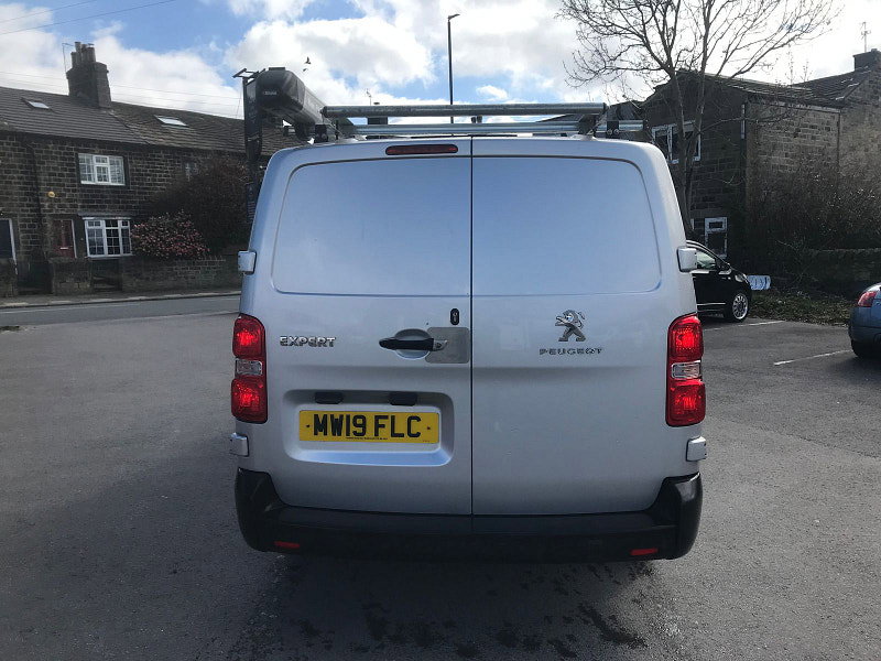 Peugeot Expert 2.0 BlueHDi 1400 Professional Long Panel Van 6dr Diesel Manual LWB Euro 6 (s/s) (120 ps) 6dr Manual 2026