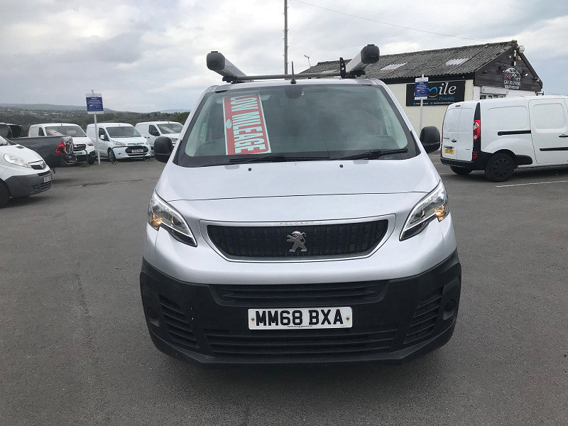 Peugeot Expert 2.0 BlueHDi 1400 Professional Long Panel Van 6dr Diesel Manual LWB Euro 6 (s/s) (120 ps) 6dr Manual 2026