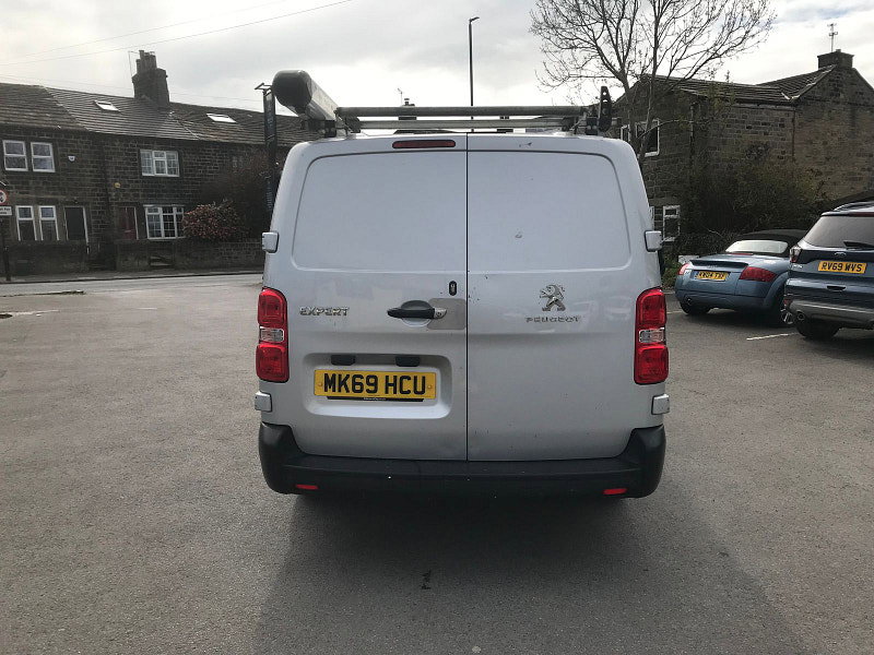 Peugeot Expert 2.0 BlueHDi 1400 Professional Long Panel Van 6dr Diesel Manual LWB Euro 6 (s/s) (120 ps) 6dr Manual 2026