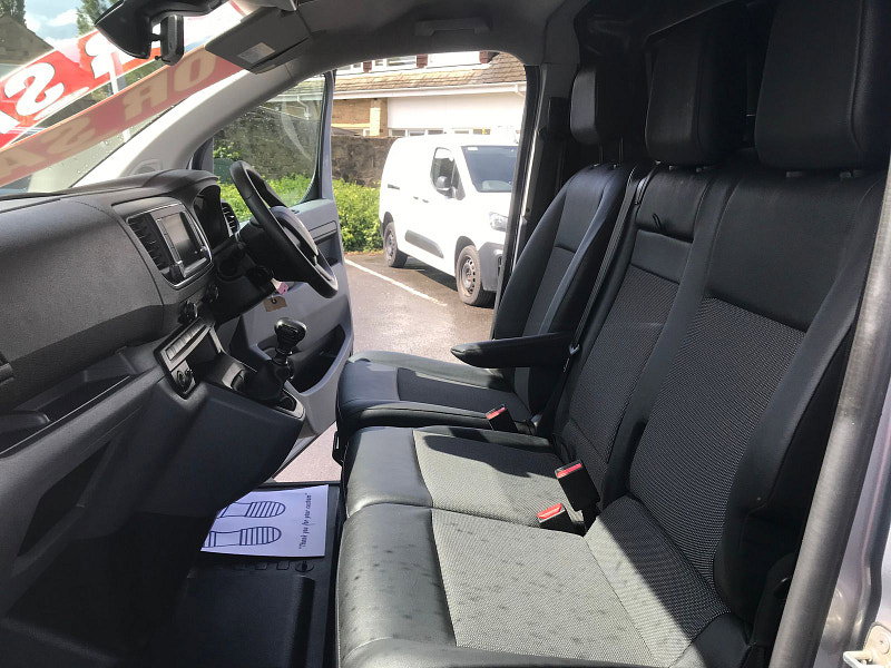 Peugeot Expert 2.0 BlueHDi 1400 Professional Long Panel Van 6dr Diesel Manual LWB Euro 6 (s/s) (120 ps) 6dr Manual 2026