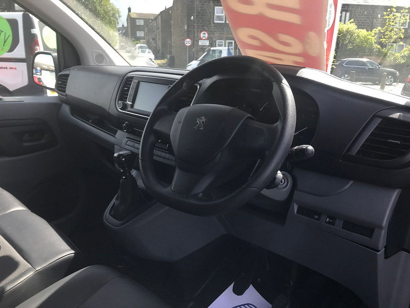 Peugeot Expert 2.0 BlueHDi 1400 Professional Long Panel Van 6dr Diesel Manual LWB Euro 6 (s/s) (120 ps) 6dr Manual 2026