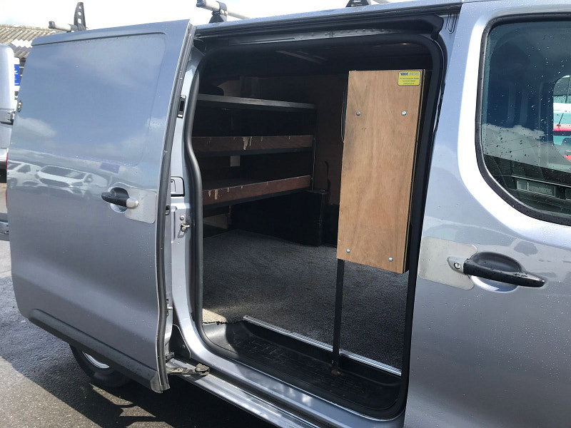 Peugeot Expert 2.0 BlueHDi 1400 Professional Long Panel Van 6dr Diesel Manual LWB Euro 6 (s/s) (120 ps) 6dr Manual 2026