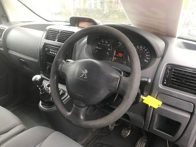Peugeot Expert 2.0L HDI 1200 L2H2 P/V Diesel Manual Euro 5 (128 bhp) 6dr Manual 2025