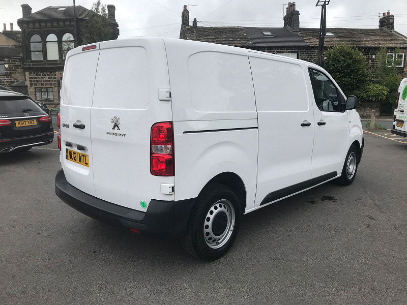 Peugeot Expert 2.0L Professional L1 Blue HDi  Diesel Manual Euro 6 (121 bhp) 6dr Manual 2025