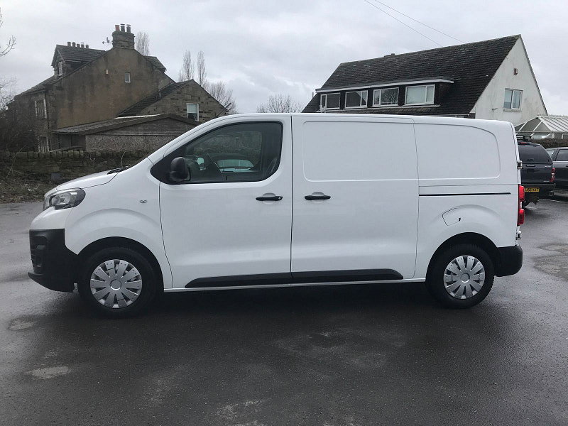 Peugeot Expert 2.0L Professional L1 Blue HDi Diesel Manual Euro 6 (121 bhp) 6dr Manual 2026