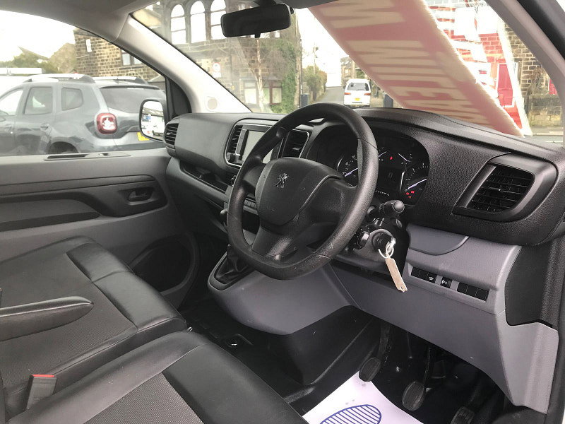 Peugeot Expert 2.0L Professional L1 Blue HDi Diesel Manual Euro 6 (121 bhp) 6dr Manual 2026