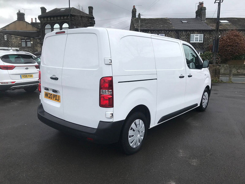 Peugeot Expert 2.0L Professional L1 Blue HDi Diesel Manual Euro 6 (121 bhp) 6dr Manual 2026