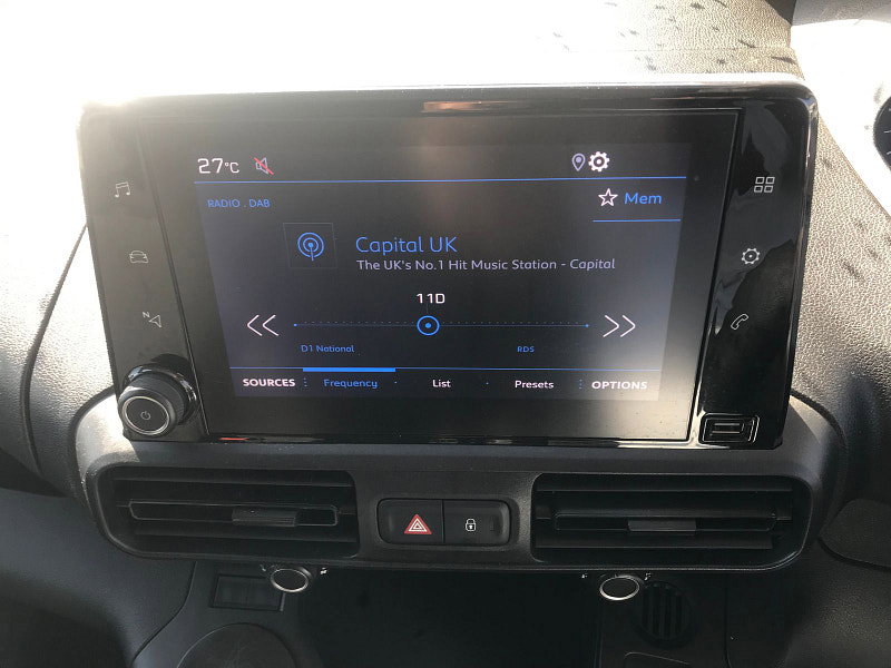 Peugeot Partner 1.5 BlueHDi 1000 Professional Premium Standard Panel Van 5dr Diesel Manual SWB Euro 6 (100 bhp) 5dr Manual 2026