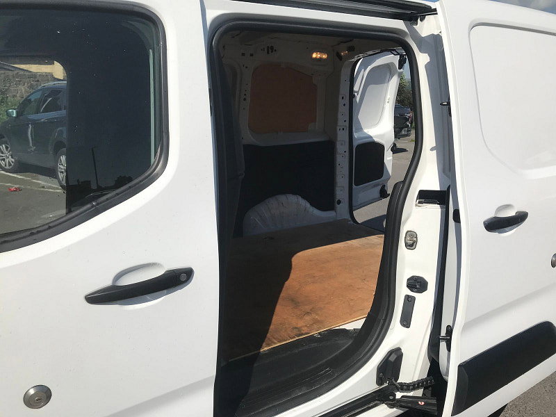 Peugeot Partner 1.5 BlueHDi 1000 Professional Premium Standard Panel Van 5dr Diesel Manual SWB Euro 6 (100 bhp) 5dr Manual 2026