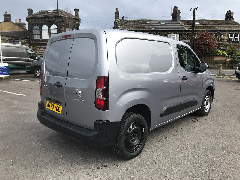 Peugeot Partner 1.5 BlueHDi 1000 Professional Premium + Standard Panel Van 5dr Diesel Manual SWB Euro 6 (s/s) (100 bhp) 5dr Manual 2026