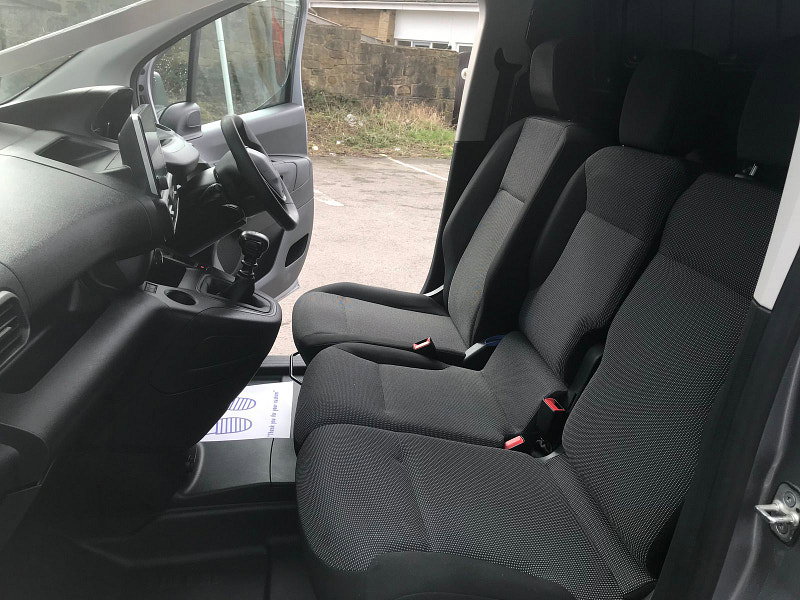 Peugeot Partner 1.5 BlueHDi 1000 Professional Premium + Standard Panel Van 5dr Diesel Manual SWB Euro 6 (s/s) (100 bhp) 5dr Manual 2026