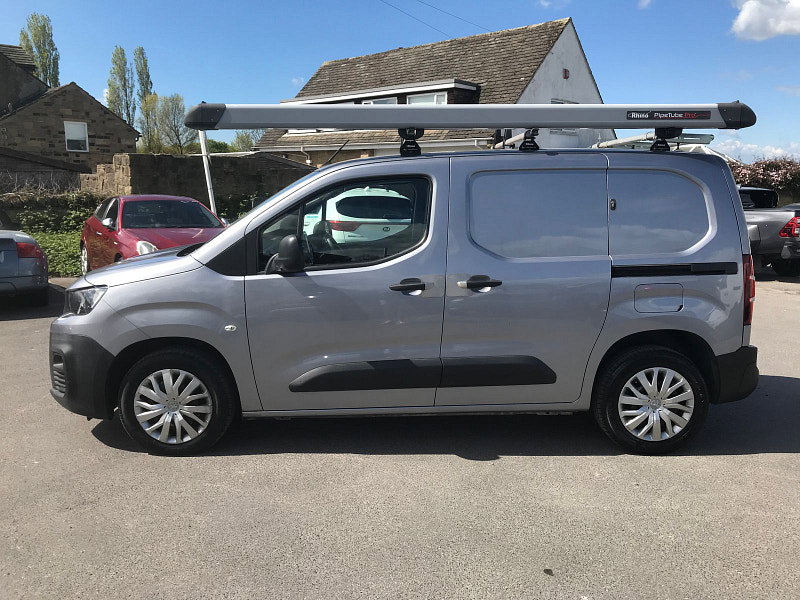 Peugeot Partner 1.5 BlueHDi 1000 Professional Standard Panel Van 5dr Diesel Manual SWB Euro 6 (s/s) (100 bhp) 5dr Manual 2026