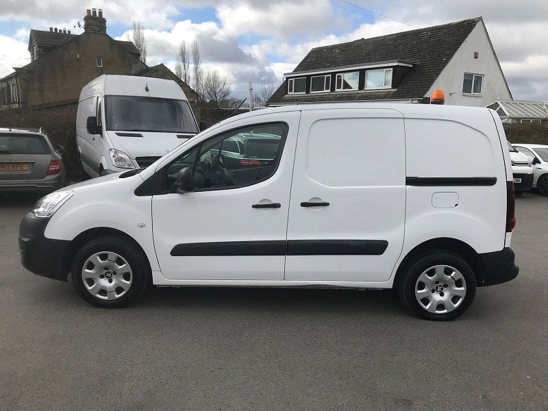 Peugeot Partner 1.6L BLUE HDI PROFESSIONAL L1 Diesel Manual Euro 6 (100 bhp) 5dr Manual 2025