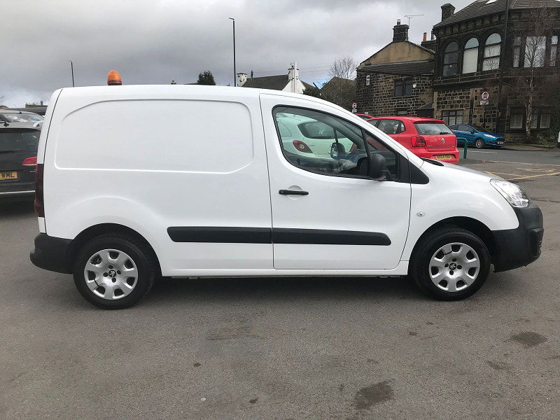 Peugeot Partner 1.6L BLUE HDI PROFESSIONAL L1 Diesel Manual Euro 6 (100 bhp) 5dr Manual 2025