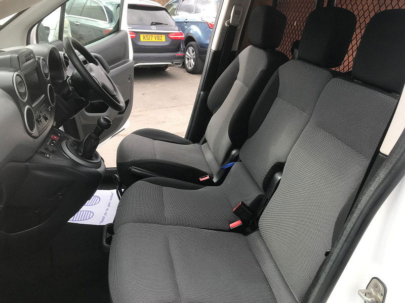 Peugeot Partner 1.6L BLUE HDI PROFESSIONAL L1 Diesel Manual Euro 6 (100 bhp) 5dr Manual 2025