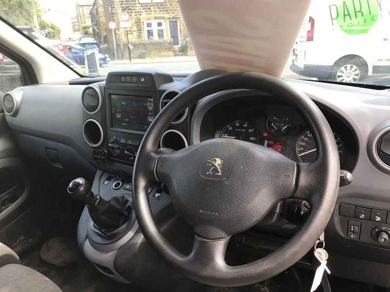 Peugeot Partner 1.6L Professional L1 Blue HDi  Diesel Manual Euro 6 (100 bhp) 5dr Manual 2025