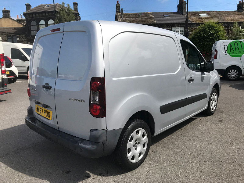 Peugeot Partner 1.6L Professional L1 Blue HDi  Diesel Manual Euro 6 (100 bhp) 5dr Manual 2025