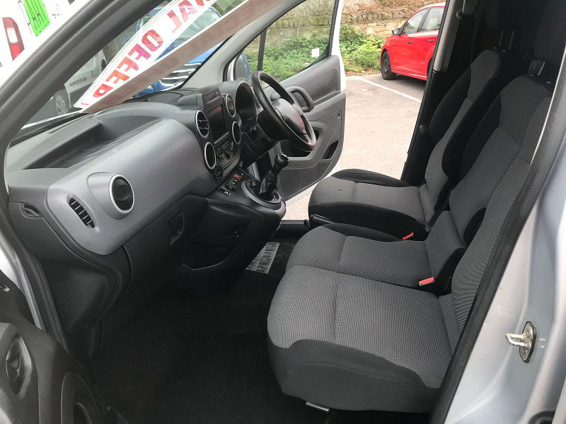 Peugeot Partner 1.6L Professional L1 Blue HDi  Diesel Manual Euro 6 (100 bhp) 5dr Manual 2025