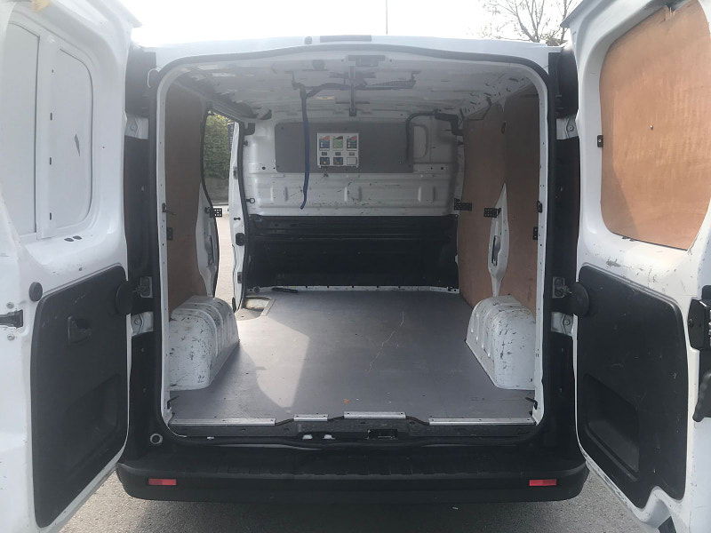 Renault Trafic 1.6L SL27 BUSINESS ENERGY DCI Diesel Manual Euro 6 (125 bhp) 5dr Manual 2025