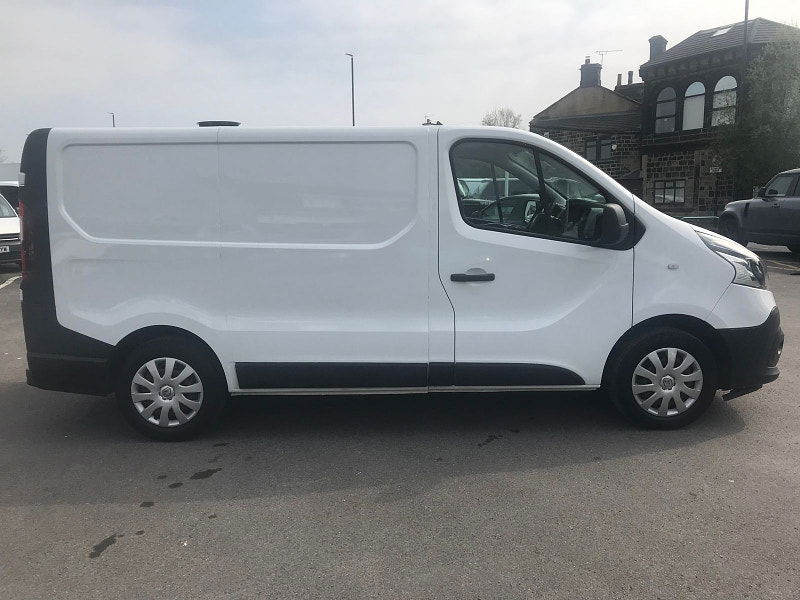 Renault Trafic 1.6L SL27 BUSINESS ENERGY DCI Diesel Manual Euro 6 (125 bhp) 5dr Manual 2025