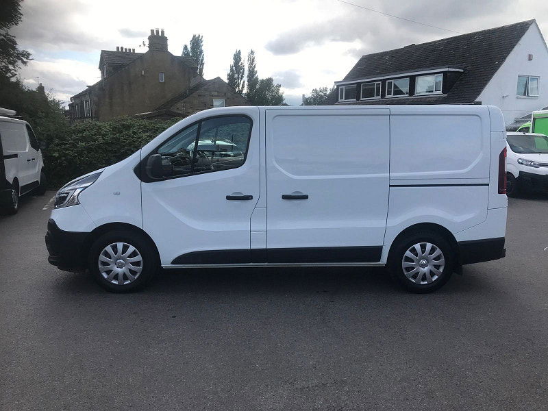 Renault Trafic 2.0L SL28 Business+ Energy dCi Auto Diesel Automatic Euro 6 (144 bhp) 5dr Automatic 2024