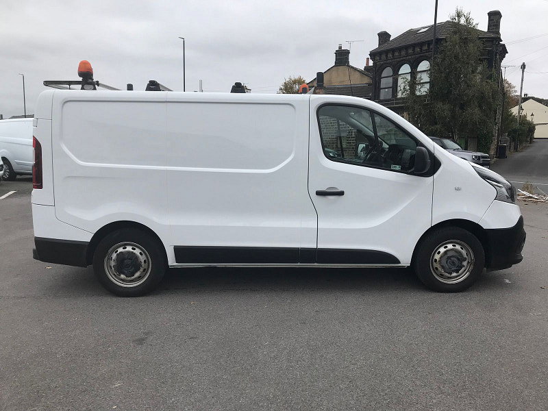 Renault Trafic 2.0L SL28 Business+ Energy dCi Diesel Manual Euro 6 (120 bhp) 5dr Manual 2026