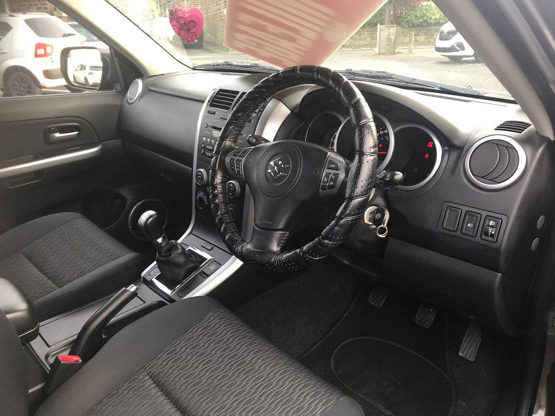 Suzuki Grand Vitara 2.4L SZ4 SUV 5dr Petrol Manual Euro 5 (166 bhp) 5dr Manual 2025