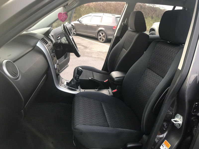 Suzuki Grand Vitara 2.4L SZ4 SUV 5dr Petrol Manual Euro 5 (166 bhp) 5dr Manual 2025