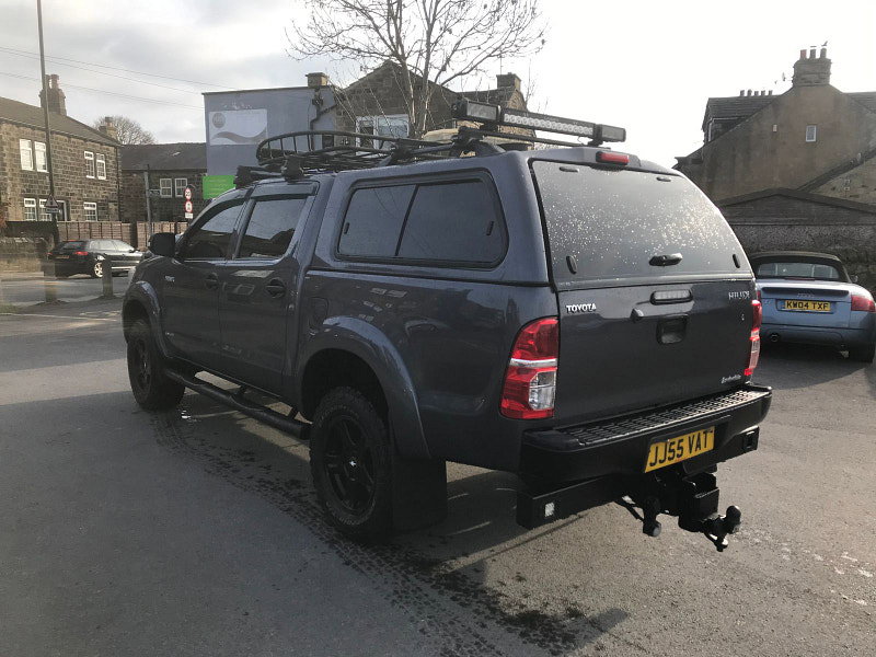 Toyota Hilux 3.0 D-4D Invincible Pickup Double Cab 4dr Diesel Manual 4WD Euro 5 (171 ps) 4dr Manual 2026