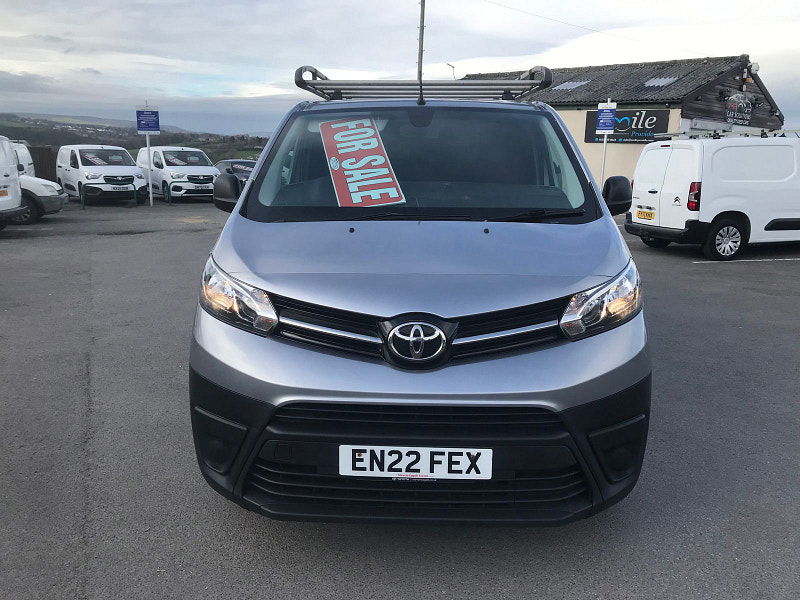 Toyota PROACE 2.0D Icon Long Panel Van 6dr Diesel Manual LWB Euro 6 (s/s) (140 ps) 6dr Manual 2026