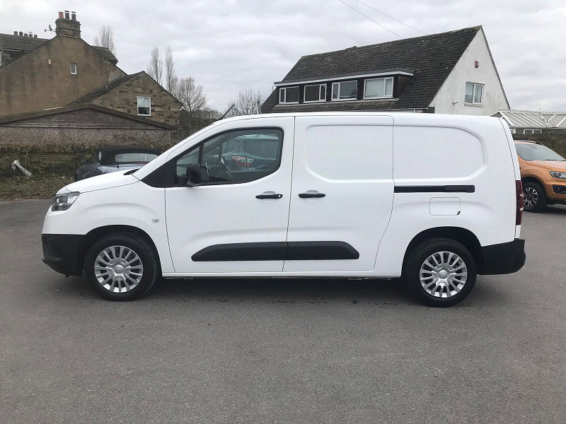 Toyota PROACE CITY 1.5 BlueHDi Icon Long Panel Van 5dr Diesel Manual LWB Euro 6 (s/s) (100 bhp) 5dr Manual 2026